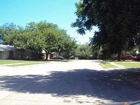2nd image of 3212 Mesquite Rd