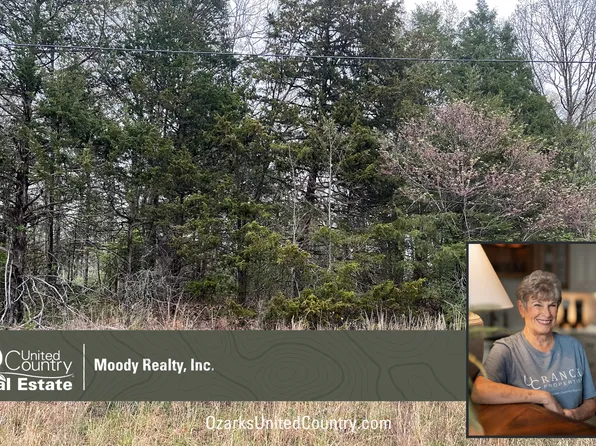 600 Moonstone Blvd, Horseshoe Bend, AR 72512