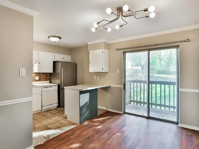 1041 N Clay Ave #C-20 — Photo 12