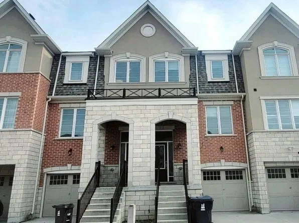 5 Fusilier Dr, Toronto, ON M1L 0C2