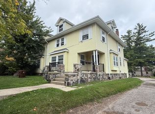 408 & 410 Van Buren St #408A, Jackson, MI 49201