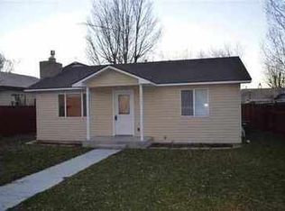 372 1st St E, Hansen, ID 83334