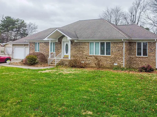 109 Milton Dr, Paducah, KY 42003