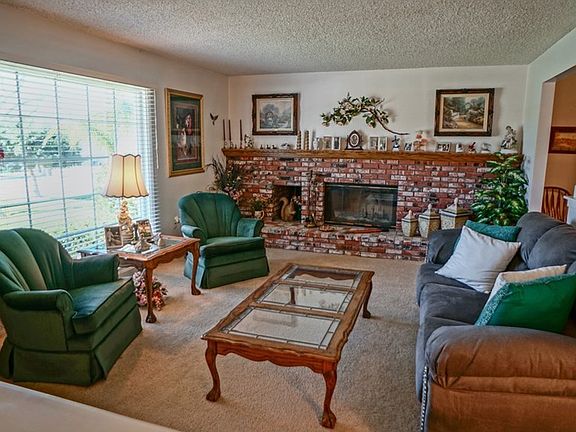 4th image of 27106 Bonlee Ave