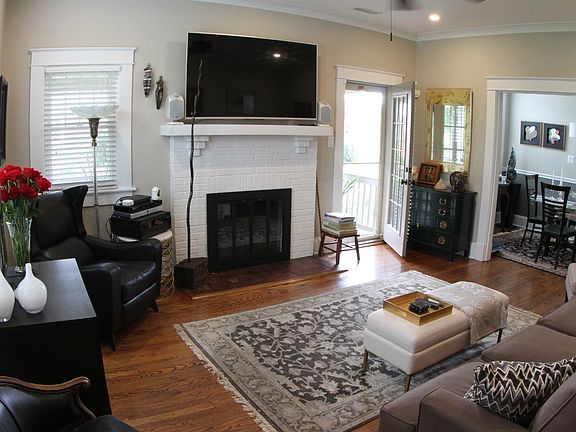 2nd image of 1523 Radcliff Ave