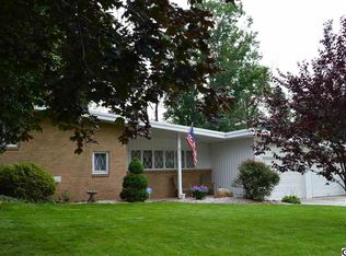 1110 White Hall Dr, Harrisburg, PA 17110