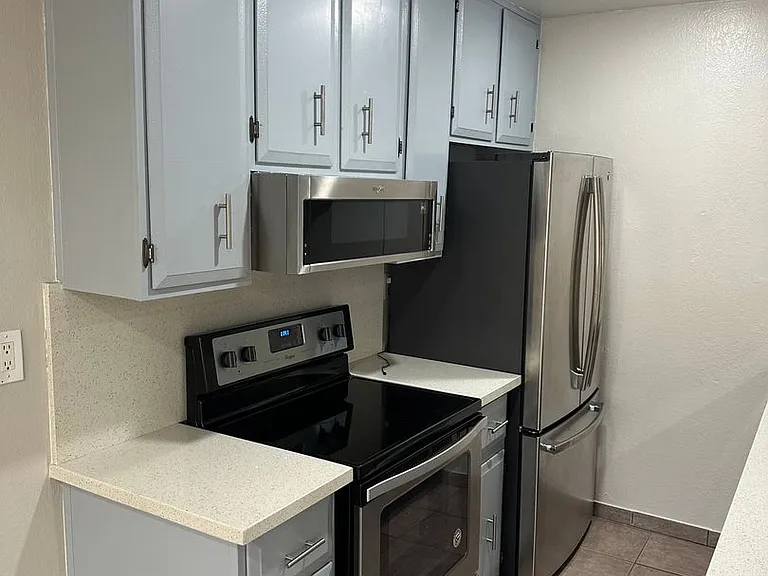 2274 E Desert Inn Rd — Photo 14