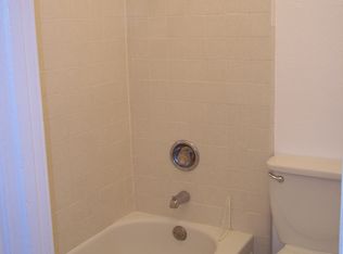 3833 E 7th St, Long Beach, CA 90804
