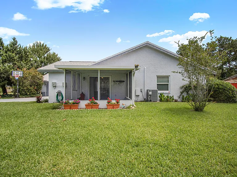 73 Buttonworth Dr #B — Photo 4
