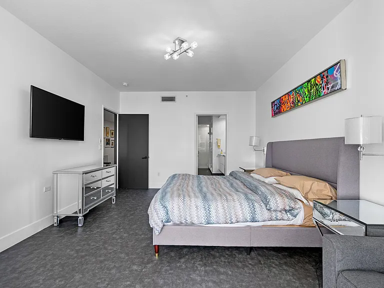 713 Crandon Blvd #404 — Photo 15