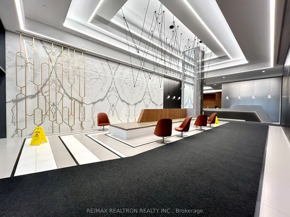 28 Freeland St, Toronto, ON