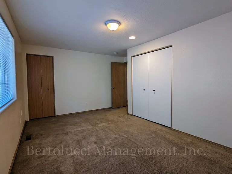 205 N Cedar Terrace Ct #207 — Photo 10