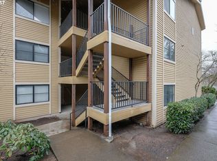 9958 SE Talbert St, Clackamas, OR 97015