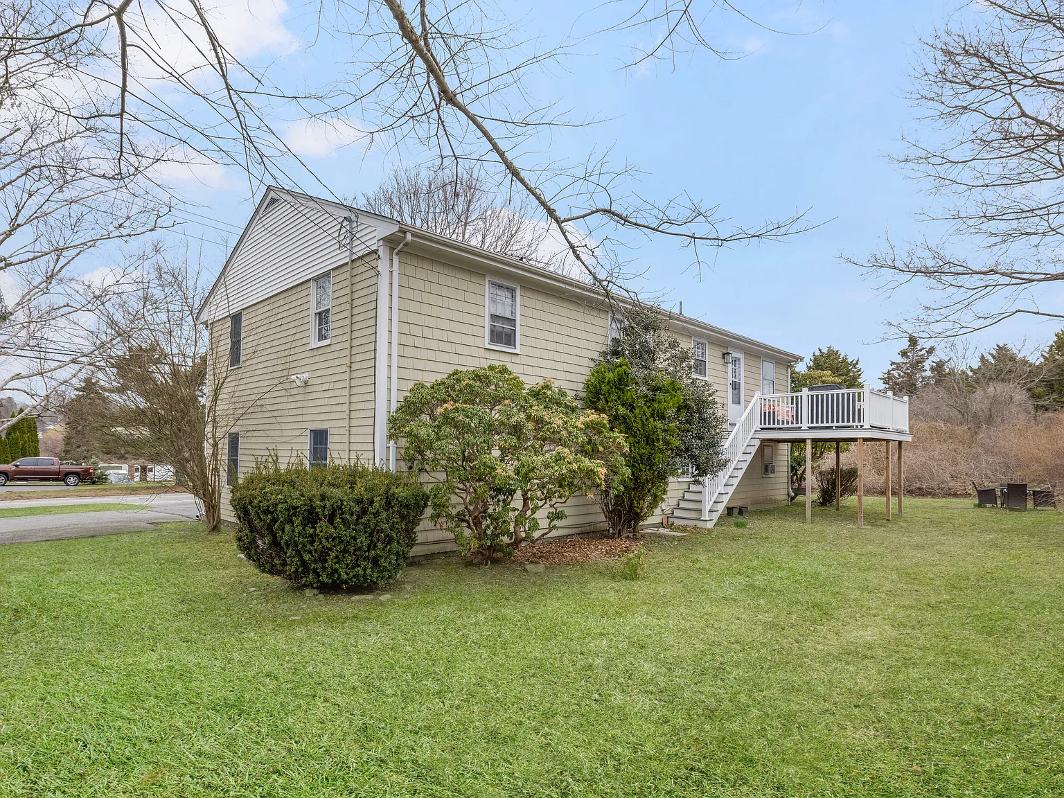 4 bed, 2048 sqft, $3,800 — Photo 1