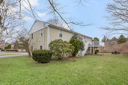 384 Valley Rd Photo 1