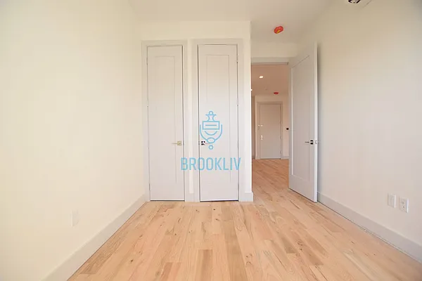 Rented by null | media 36