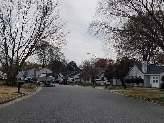 5th image of 721 Michelle Dr