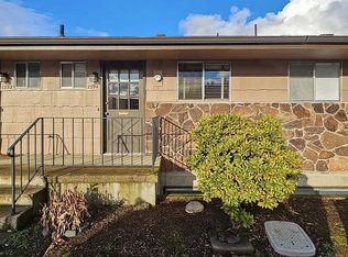 1394 SE Court Ave, Roseburg, OR