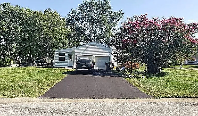 90 Dakota Ave — Photo 5