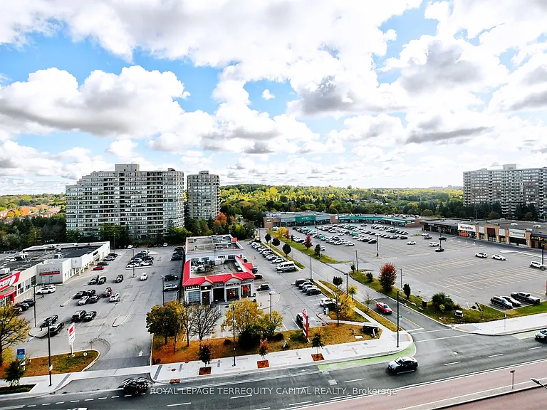9608 Yonge St #1011 — Photo 21