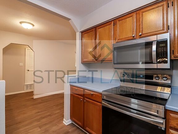 4th image of 4909 Borden Dr