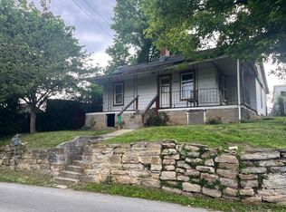 1609 Hurst Ln, Jackson, KY 41339