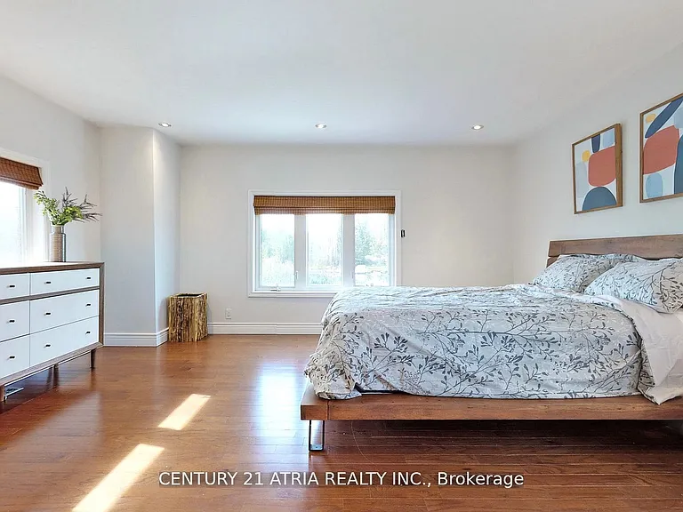 175 Riveredge Dr — Photo 12