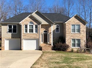 1508 Running Deer Dr NW, Conover, NC 28613