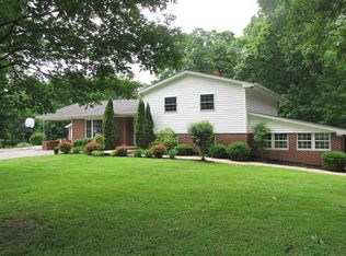 104 Howards Grove Rd, Calvert City, KY 42029