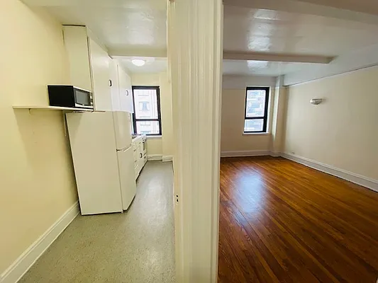 Rented by Highline Residential | media 4