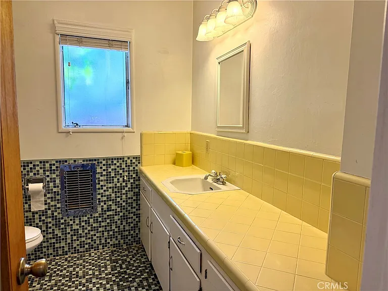5425 Halbrent Ave — Photo 16
