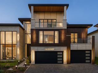 8 S Meyers Rd, Lombard, IL 60148