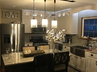 514 Northgate Cir, Oswego, IL 60543
