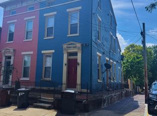 205 W 11th St, Covington, KY 41011