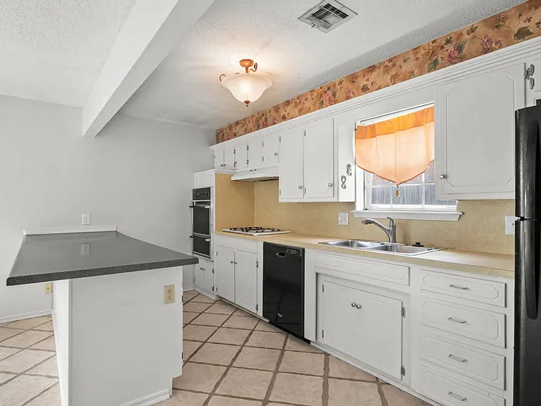 220 E Beech Ave — Photo 8