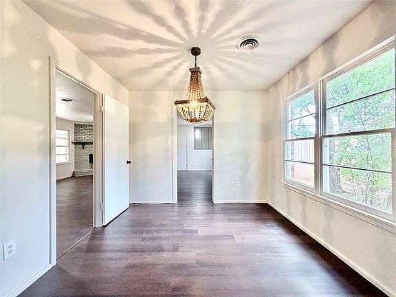 5th image of 2248 Crescent Dr