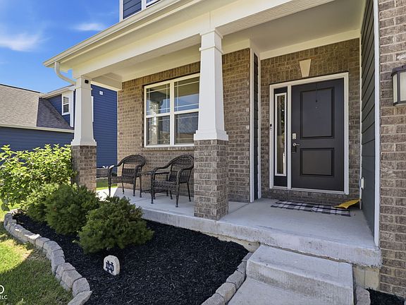 4th image of 6897 Woodward Way