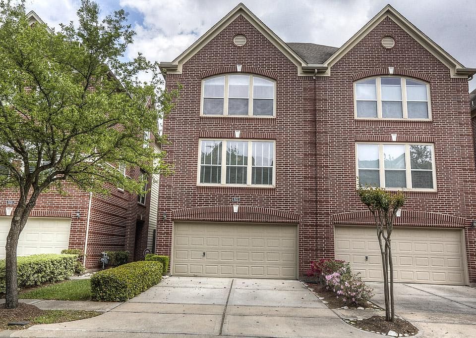 1st image of 822 E Heights Hollow Ln
