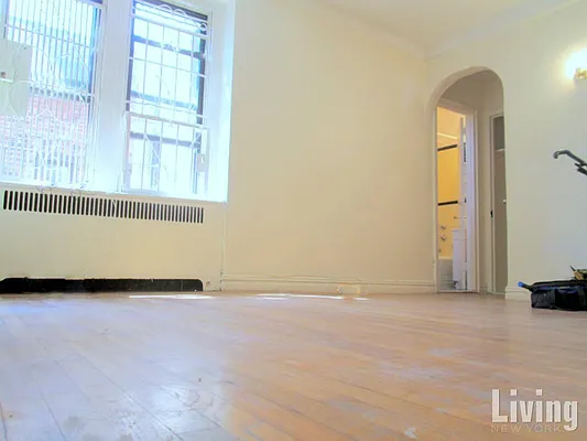 Rented by Living New York | media 5