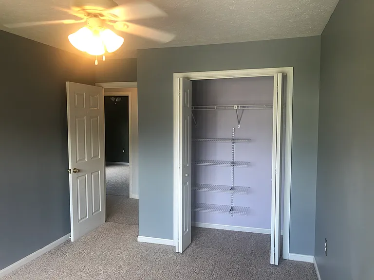 108 Suffolk Cir — Photo 11