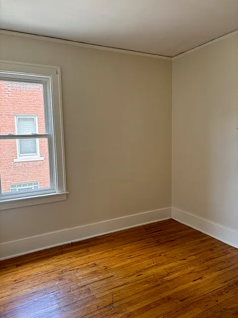 2 bed, 850 sqft, $1,375 — Photo 2