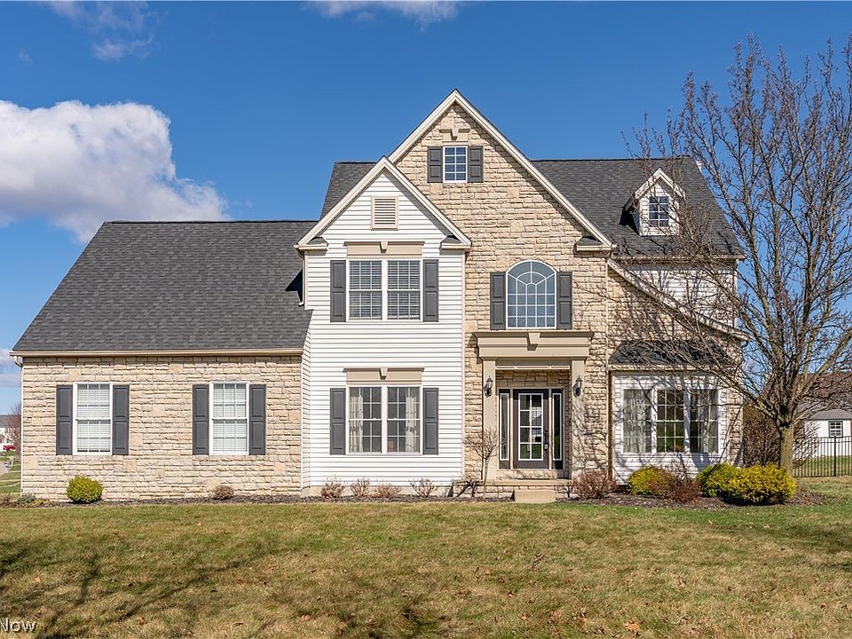 1st image of 5879 Northampton Dr