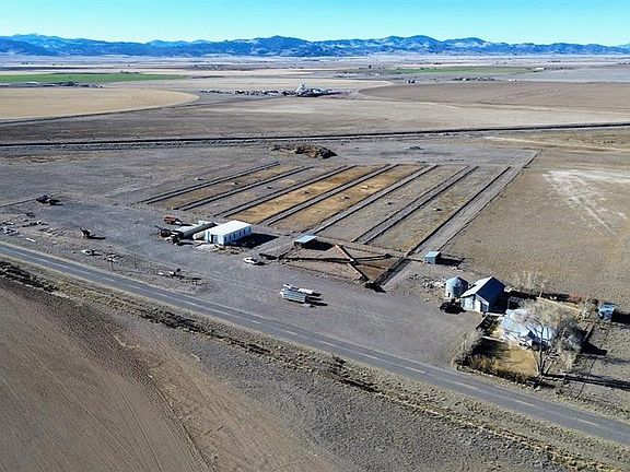 5th image of 1099 W County Road 11