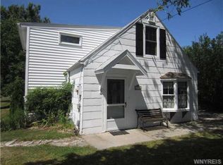 6714 Ward Rd, Niagara Falls, NY 14304