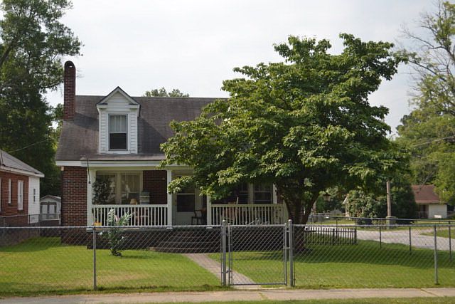 1st image of 504 Fayetteville Ave