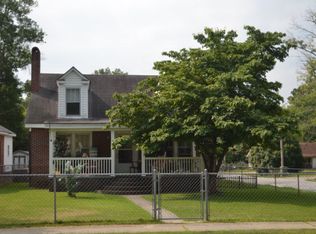 504 Fayetteville Ave, Bennettsville, SC 29512