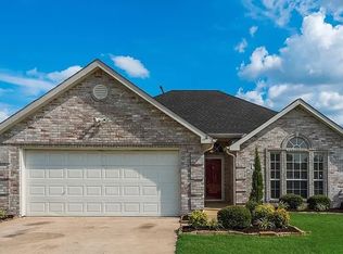 525 Willow Ln, Forney, TX 75126