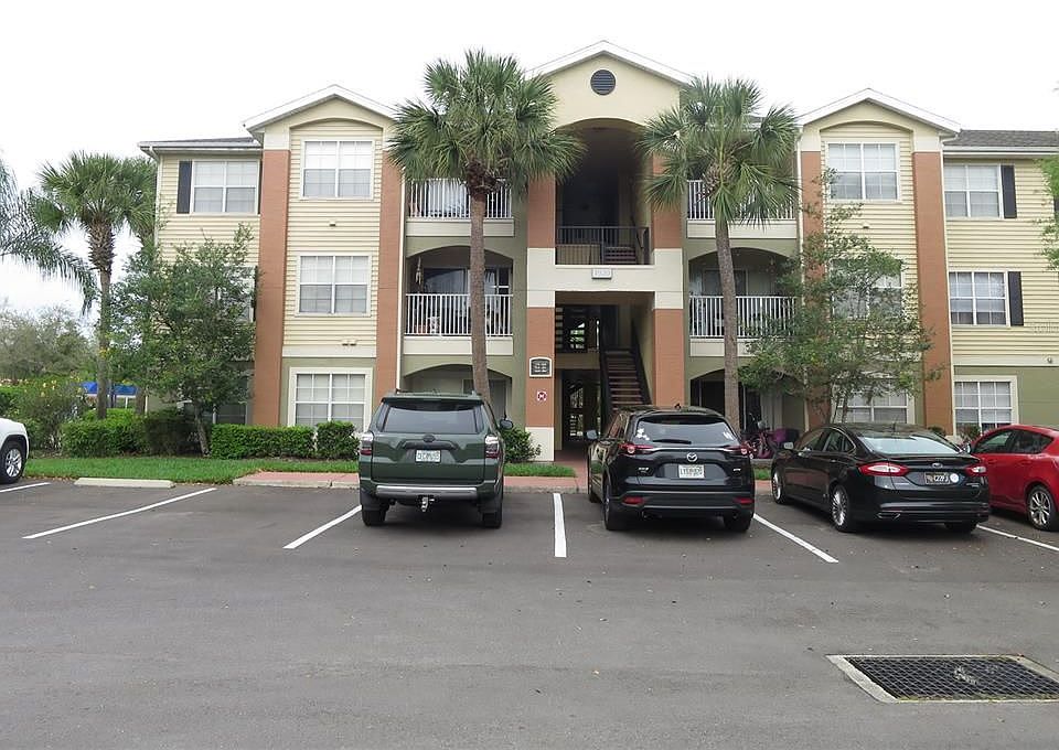 1st image of 1920 Summer Club Dr APT 302