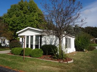 2923 Nightingale St, Rochester Hills, MI 48309