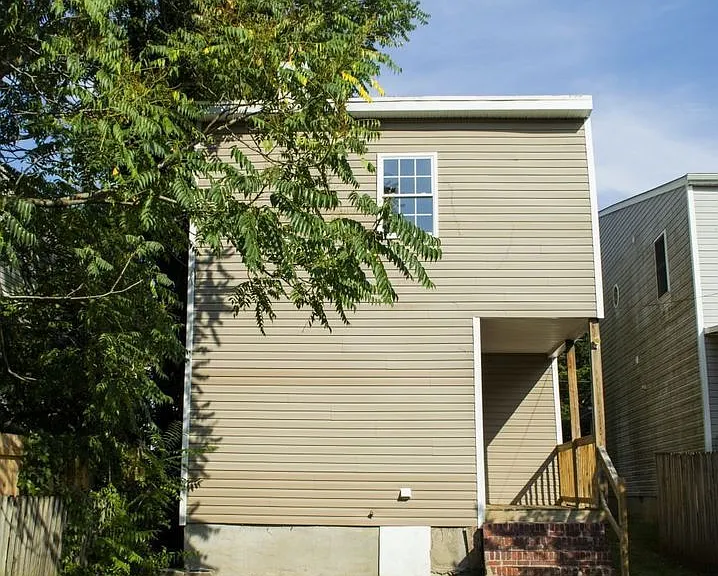 1208 N 22nd St — Photo 38